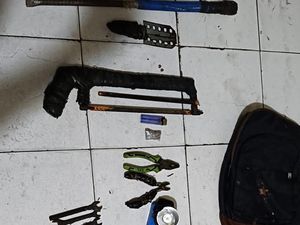 2 Pria Pengangguran di Jakbar Ditangkap Usai Gasak Kabel PLN
