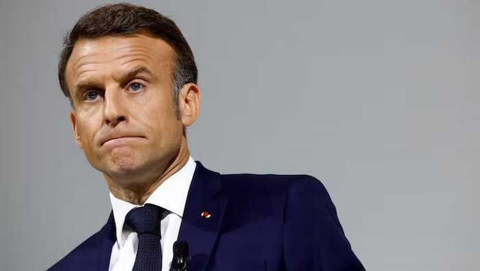 Fraksi Oposisi Kiri Prancis Desak Pemberlakuan Sanksi terhadap Presiden Macron