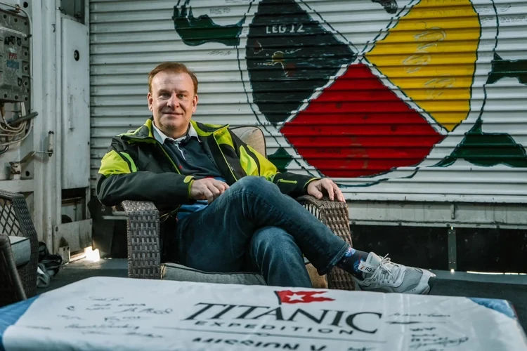Satu Tahun Berlalu, Ini Penampakan Kapal Selam Wisata Titanic Sebelum Meledak