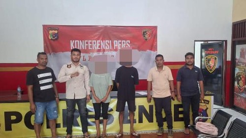 Sejoli pembuang bayi perempuan di Panti Asuhan Naungan Kasih, Jalan El Tari, Kelurahan Paupire, Kecamatan Ende Tengah, Kabupaten Ende, NTT, ditangkap polisi. (Dok. Polres Ende)