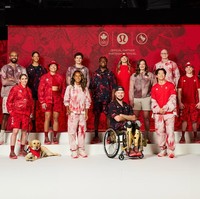 KanadaKanada bekerja sama dengan Lululemon untuk merilis seragam Olimpiade yang stylish. Kebanyakan busana hadir dengan nuansa warna merah dengan bahan nyaman dan ringan juga konstruksi yang inovatif.Foto: Instagram