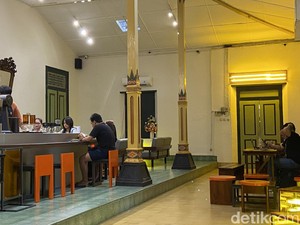 4 Keunikan Kafe di Rumah Kuno Ndalem Pembayun Yogyakarta