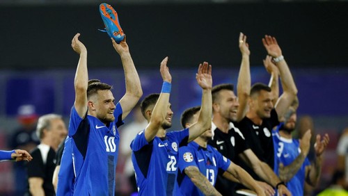 Soccer Football - Euro 2024 - Group C - England v Slovenia - Cologne Stadium, Cologne, Germany - June 25, 2024  Slovenias Timi Max Elsnik celebrates after the match REUTERS/John Sibley