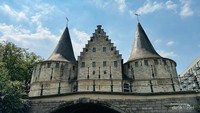 Bendungan kuno yang tampak seperti kastil di Kota Gent.