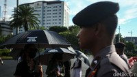 Investigasi yang dilakukan oleh LBH Padang menyebut bahwa korban-korban yang dibawa untuk interogasi di Polsek Kuranji mengalami penyiksaan seperti ditendang, disetrum, dipukul, disulut dengan rokok, hingga kekerasan seksual berupa paksaan melakukan tindakan seksual.  