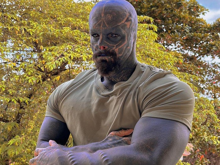 Anthony Loffredo, pria yang terobsesi jadi alien Anthony Loffredo, pria yang terobsesi jadi alien