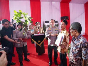 HUT Ke-34, Ikatan Keluarga Dhira Brata 1990 Gelar Bakti Sosial di Bogor