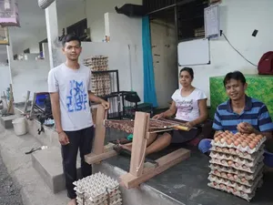 Kisah Wayan Sudiatmaja, Anak Penjual Telur Keliling yang Wujudkan Mimpi Kuliah di UGM