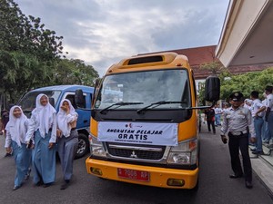 Hore! Pelajar Bojonegoro Bakal Bisa Nikmati Angkutan Gratis ke Sekolah