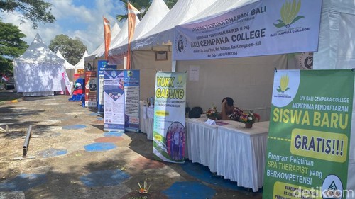 Job Fair di Karangasem yang tampak sepi, Kamis (27/6/2024).