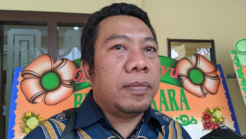 Ketua KPU Kota Mataram Edy Putrawan ditemui di Polresta Mataram, Rabu (27/6/2024). (Ahmad Viqi/detikBali)