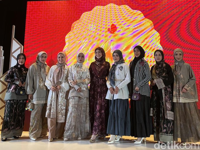 Koleksi kolaborasi Nada Puspita bersama Hong Kong Tourism Board