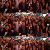 Naura dan Neona juga berpose bersama para tamu yang turut hadir di acara ultah mereka. Ekspresi bahagia jelas terpancar di wajah keduanya. Foto: Instagram/@naura.ayu