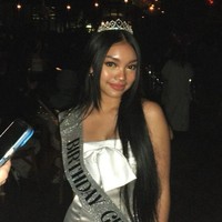 Mengenakan mahkota dan selempang bertuliskan Birthday Girl, Naura tampil cantik menawan. Unggahannya pun banjir ucapan selamat dari para netizen. Foto: Instagram/@naura.ayu