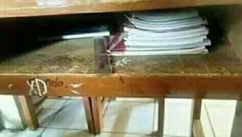 Biar nggak berat bawa buku ke sekolah. Foto: Instagram/tawakuy