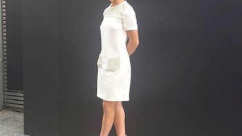 Aku selalu tertarik pada membuat sketsa dan desain dan juga aku senang menulis, kata Phoebe Gates beberapa waktu silam. Dia semakin serius dengan hobinya itu. Foto: Instagram