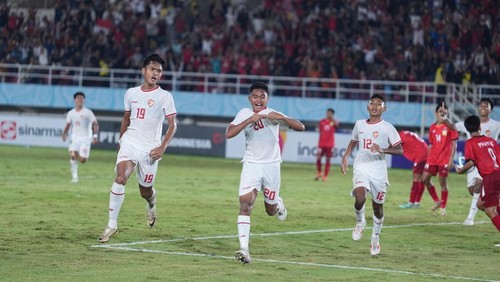 Laga Timnas Indonesia melawan Timnas Laos di Piala AFF U-16 2024, di Stadion Manahan Solo, Kamis (27/6/2024).
