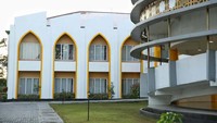 Rinciannya yaitu Gedung Pascasarjana IAIN Kota Palangka Raya, MIN 3 Barito Timur, MIN 2 Barito Selatan, MTsN 1 Katingan, MTsN 2 Kapuas, SDN 1 Anjir Mambulau Tengah, SDN 2 Mantangai Hililr, SMPN 1 Kapuas Timur, MIN 3 Pulang Pisau, SDN Dandang 1, SDN Dandang 3, SDN Purwodadi, MIN 1 Lamandau, SDN 2 Sungai Cabang, SDN 1 Parang Batang, dan SDN Tumbang Bahan.
