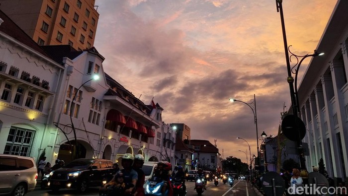 soft opening kota lama surabaya