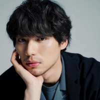 Sota Fukushi bukan wajah baru di industri hiburan Jepang. Kariernya bermula di bangku SMA saat jalan-jalan di Shibuya dan dimintai foto. Wajahnya terpampang di majalah pada 2010 dan ternyata dilirik seorang pejabat agensi. Foto: dok. Instagram @fukushi_sota_official