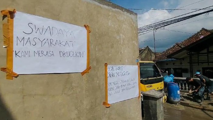 Tangkapan layar protes warga Lembang gegara jalan rusak tak diperbaiki