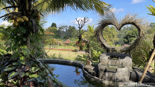 The Fire Flies Garden di Desa Wisata Taro, Tegallalang, Gianyar, Bali
