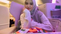 Wirda Mansur, anak dari Ustaz Yusuf Mansur yang kini jadi topik hangat. Belakangan ia mencuri perhatian karena mengunggah konten saat naik haji. Foto: Instagram @wirda_mansur