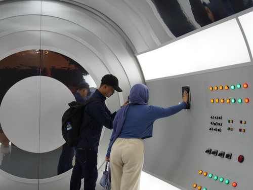 Akhir Pekan Ke Mana? Main ke Portal Dunia Baru di Jakarta!