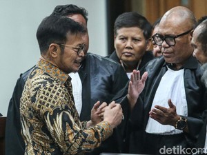 Balas Tangis SYL Usai Dituntut 12 Tahun Penjara, Jaksa KPK Beri Pantun