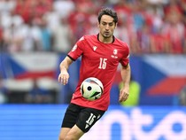 Bek Timnas Georgia Diisukan Gantikan Alberto Rodriguez