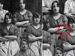 Hii! Penampakan Hantu Terekam Kamera, Slide Terakhir Paling Ngeri