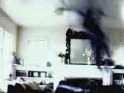 Hii! Penampakan Hantu Terekam Kamera, Slide Terakhir Paling Ngeri