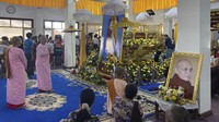 Media yang dikuasai junta Myanmar awalnya menyalahkan kelompok penentang kudeta atas kematian Munindabhivamsa. Namun keesokan harinya, seorang biksu senior yang ada di lokasi kejadian mengatakan bahwa pasukan keamanan junta Myanmar bertanggung jawab atas meninggalnya sang kepala biara.  