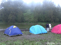 Serunya Kamping di Danau Ranupani Lereng Gunung Semeru