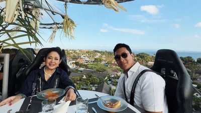 Keseruan Titiek Soeharto dan Darma Mangkuluhur Makan di Lounge in The Sky Bali