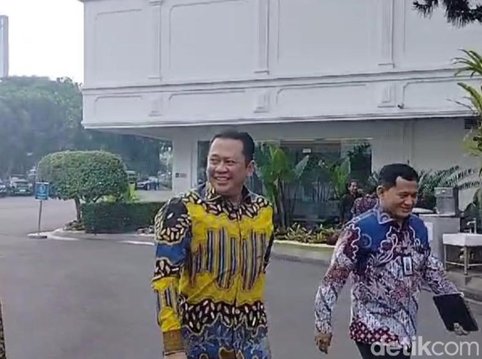 Ketua MPR RI Bamsoet menghadap Presiden Jokowi di Istana Negara, Jakarta. Bamsoet mengatakan akan membahas terkait persiapan sidang tahunan (Eva/detikcom)