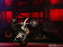 TSM Cibubur Hadirkan Atraksi Motor Listrik Pertama di Globe of Demon