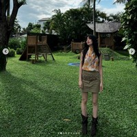 Nana mulai membagikan foto-fotonya di Bali pada Kamis (20/6/2024) dengan caption, “Living in bali for a week🤍” Foto: dok. Instagram @jin_a_nana