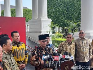 Bertemu Jokowi, MPR Tegaskan Tak Akan Amendemen UUD 1945
