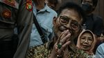 Pegang Tasbih, SYL Jalani Sidang Tuntutan Kasus Gratifikasi-Pemerasan