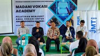 Ruang Amal Indonesia berharap agar dunia industri juga dapat memberikan kesempatan kerja yang lebih besar kepada anak-anak dari keluarga pra sejahtera agar dapat memperoleh kehidupan yang lebih layak.