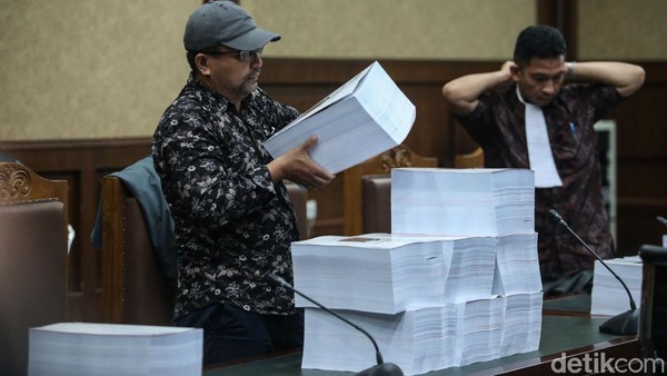 Penampakan 1.576 Lembar Dokumen Tuntutan SYL