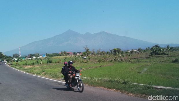Pendaki di Gunung Arjuno-Welirang