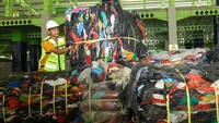 TPS 3R Balak yang mulai beroperasi pada 2022 itu memiliki kapasitas 80 ton per hari dengan target dapat mengurangi 3.500 ton CO2 untuk mencegah perubahan iklim.   