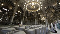 Masjid Nabawi menjadi salah satu tujuan kaum muslim untuk beribadah setelah melaksanakan rangkaian puncak ibadah haji di Makkah.