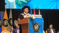 Prof.  Marsudi menjelaskan “Sebagai antisipasi jangka panjang perlu kita ajarkan pendidikan mengenai kejahatan siber ini kepada para mahasiswa, sehingga SDM Indonesia ke depannya akan semakin terampil. Misalnya dalam perkuliahan di jurusan IT Universitas Pancasila, ditambahkan dalam kurikulum mata kuliah kejahatan siber, atau bisa juga menjadi sebuah mata kuliah peminatan yang dapat diikuti oleh seluruh mahasiswa Universitas Pancasila baik dari Fakultas Hukum, Ekonomi & Bisnis, Teknik, Pariwisata, Farmasi, Psikologi dan Komunikasi,