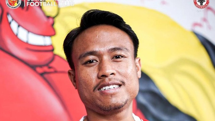 Ricki Ariansyah rekrutan anyar Semen Padang FC (Instagram @semenpadangfcid) Ricki Ariansyah rekrutan anyar Semen Padang FC (Instagram @semenpadangfcid)