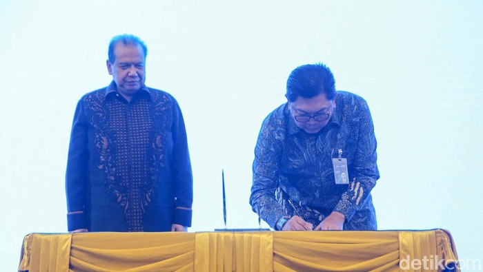 CT Corp menjalin sejumlah kesepakatan kerja sama dengan PT Bank Mandiri (Persero) Tbk. Kerjasama ini terkait pemanfaatan layanan transaksi perbankan.