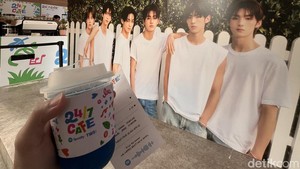 Ada banyak spot foto di kafe ini jadi nikmati waktu kamu sebaik mungkin ya, fans! (Foto: Atmi Ahsani Yusron/detikcom)