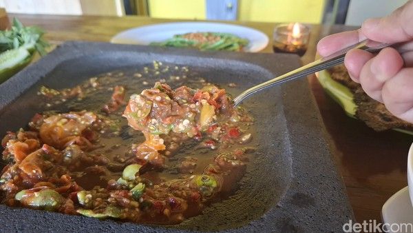 5 Tempat Makan Sambal Seruit yang Enak dan Bikin Nagih